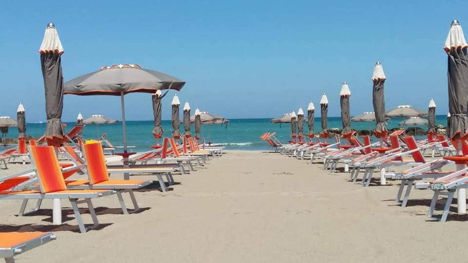 Hotel Bristol Misano Adriatico Eksteriør billede