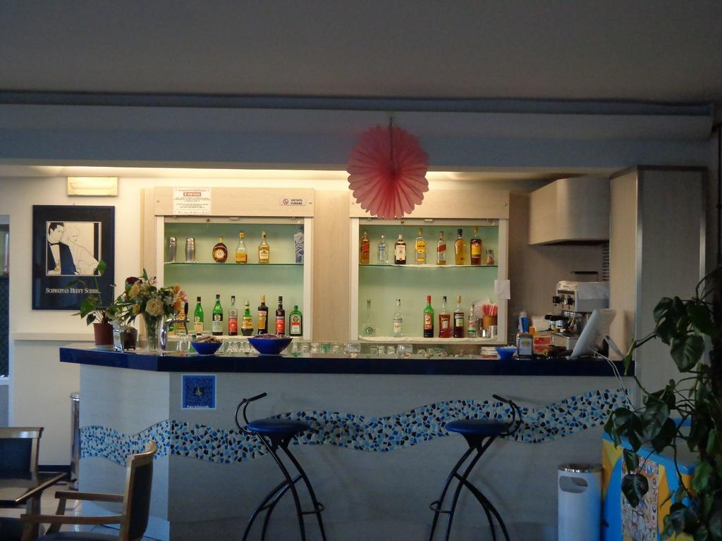 Hotel Bristol Misano Adriatico Eksteriør billede